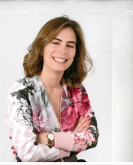 Dr. Lara S. F. Carneiro