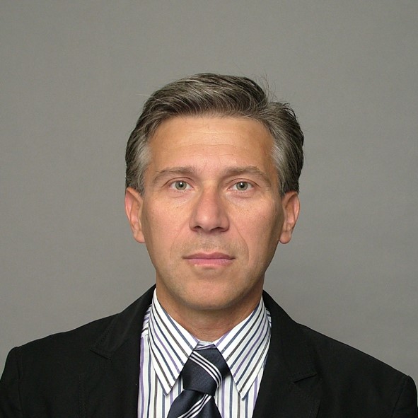 Dr. Vladimir Jurisic